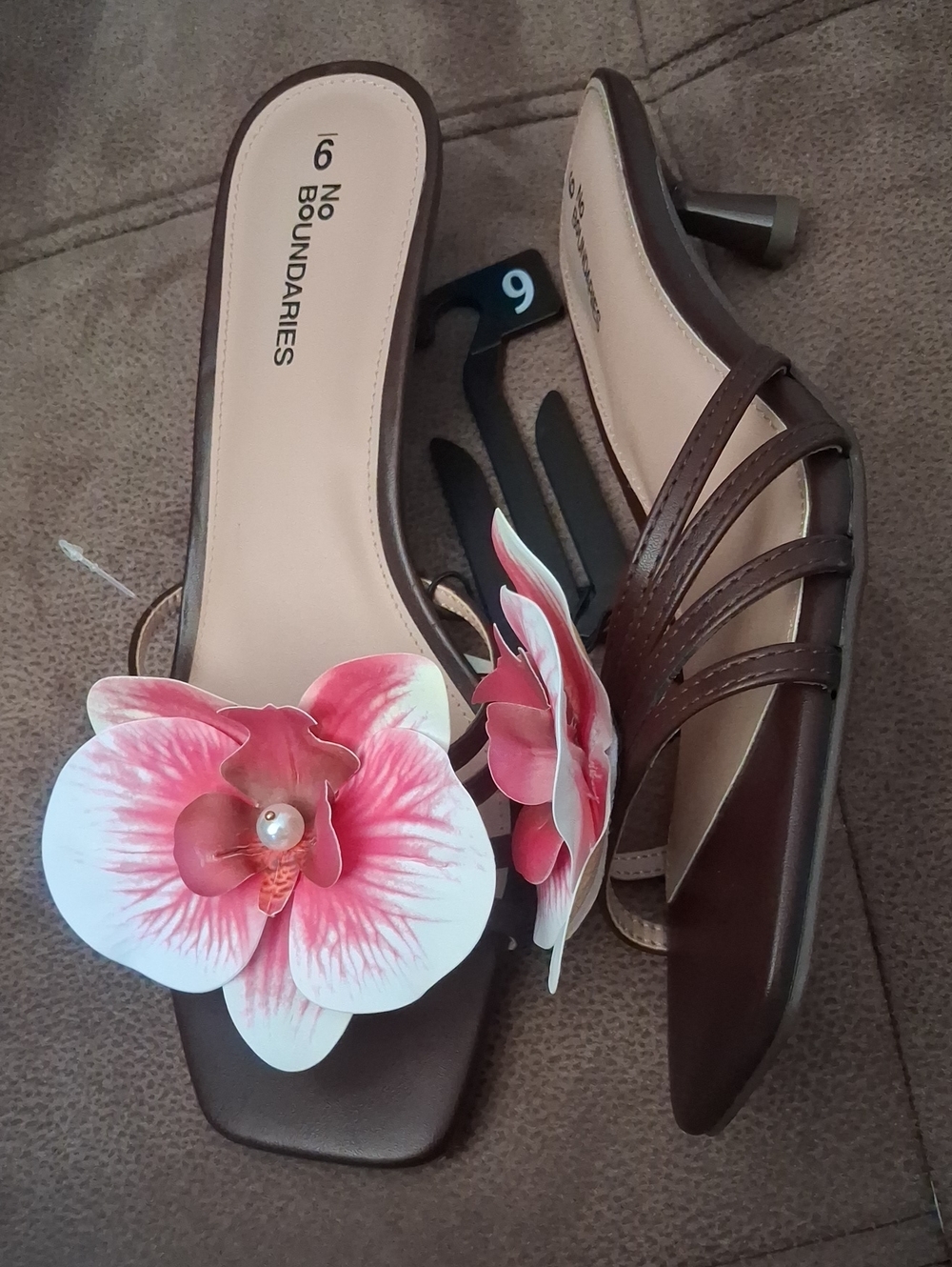 No Boundaries Brown Kitten Heel Mules with Pink Floral Accent Size 9